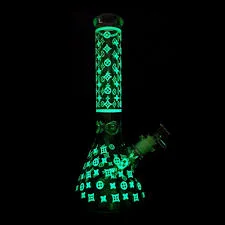 stonerdays glowing in the dark glass bong